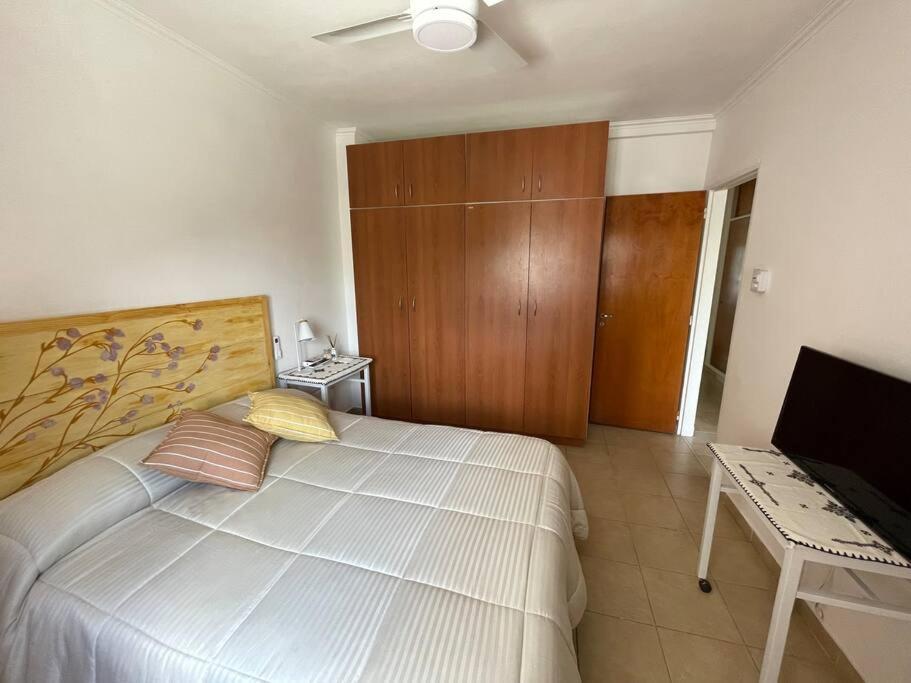 Hermoso Y Amplio Depto Zona Parque Centro C Cochera Apartment *